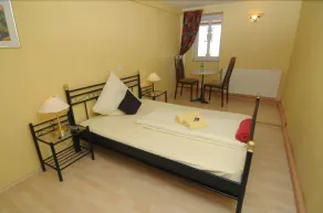 Hotel Hirsch Garni - Chambre