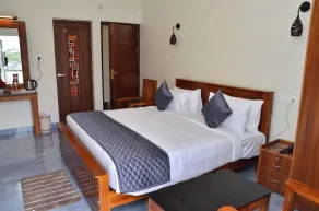 Treebo Lumino Crown, 850 Meters From Ooty Lake - Room