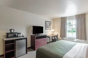 Cobblestone Hotel & Suites - Greenville - Habitación