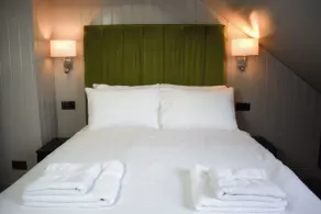 Nomi Rooms & Restaurant - Chambre
