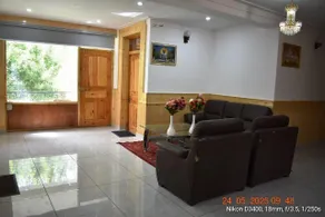 The Snowpeak Hunder - Lobby