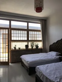 Manhong's Private Courtyard - Rom