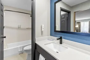 Quality Inn & Suites Florence Civic Center - Salle de bain