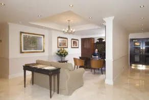 Grovefield House Hotel By Uno -FREE PARKING - Reception