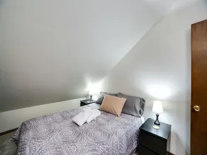 Snowater Condo #story Condo - Sleeps 4 - Close to Community Amenities! - Rum