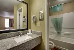 Key West Inn Wetumpka - Salle de bain
