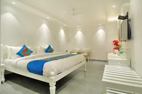 Hotel Pinky Villa - Heritage Boutique Suites- New Delhi - Room