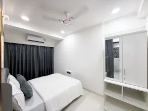 Astha Home- The Borivali Suites - Rum