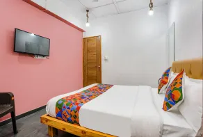 Hotel Skycity, Best Luxurious Hotel AC Rooms In Surat - Room