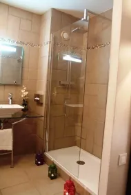 Marquis de la Baume - Bathroom