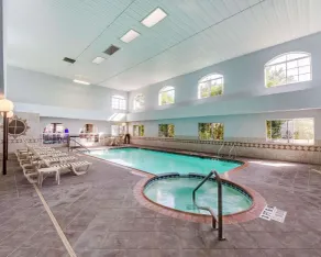 Quality Inn & Suites Kerrville - Piscine