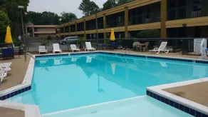 Park Inn by Radisson, Attalla-Gadsden - Pool