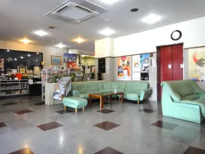 Hikone Station Hotel - Lobby sitting area