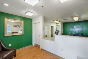 HomeTowne Studios by Red Roof Spartanburg - Asheville Highway - Lobby lounge