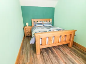 Lack Cottage - Room