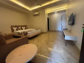 GOLDEN VISTA RESORT - 10 Minute From Mayapur Temple - Habitación
