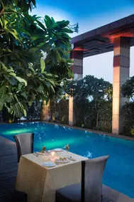 Radisson Blu Hotel, Indore - Pool