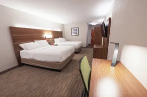 Holiday Inn Express Hotel & Suites East Lansing by IHG - Room