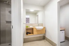 Nightcap at Westside Hotel - Bathroom