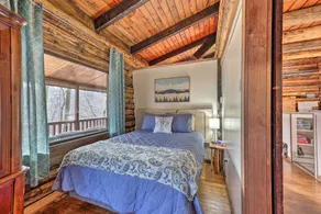 Relaxing Retreat w/ Private Dock on Claytor Lake! - Interior