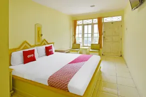 OYO 3722 Hotel Mutiara - Værelse