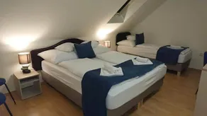 Hotel Napsugár - Habitación