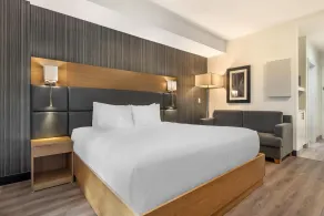 Executive Residency by Best Western Calgary City View North - Chambre