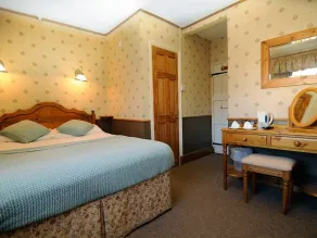 The Mount Inn - Room
