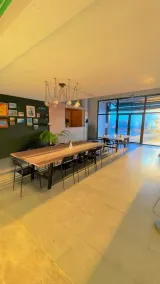 Area Surf House - Wohnbereich