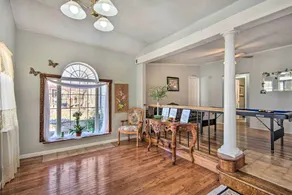 Game Room & Views: Lakefront Shelby Home! - Intérieur