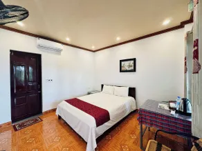 Tuan Ngoc Hotel - Room