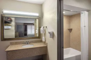 Days Inn by Wyndham Klamath Falls - Salle de bain