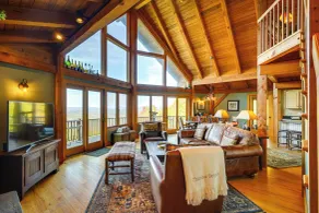 4 Mi to Stratton! Group Getaway w/ Deck & Views - Interiør