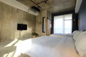 Come Sit Hostel - Room