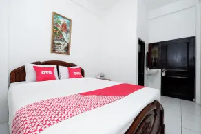 OYO 1706 Hotel H&w Solo - Værelse