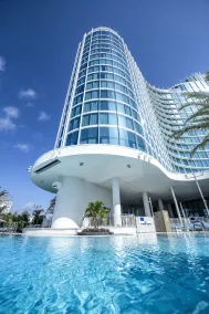 Universal's Aventura Hotel - Piscina