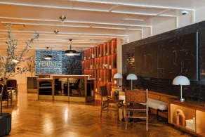 FOUND Hotel Chicago River North - Hall