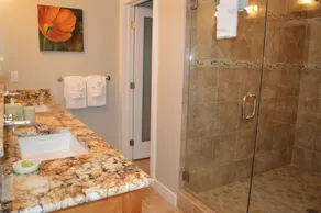 Whale Cove Inn - Badezimmer