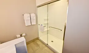 Holiday Inn Express & Suites Perryville by IHG - Bad