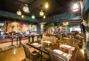 Dang Derm Khaosan - Restaurante