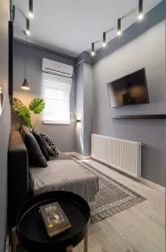 Stylish Designer 2BR Apartment by Dambovitei - Chambre