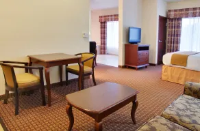 Holiday Inn Express Hotel & Suites Center by IHG - Quarto