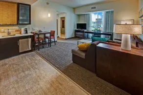 Residence Inn by Marriott Kansas City Downtown/Convention Center - Chambre