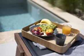 Pnoes Luxury Suites - Piscina