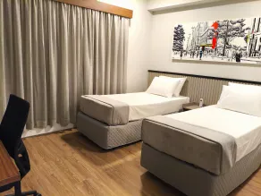 Hotel 28 Embu das Artes - Chambre