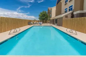 Baymont by Wyndham Albuquerque Airport - Piscine