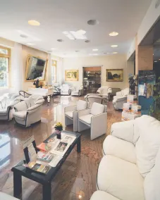 Grand Hotel Milano - Coin salon dans le hall