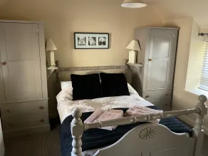 Beckside - Room