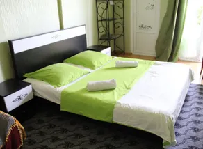 Nana's Guest House - Chambre