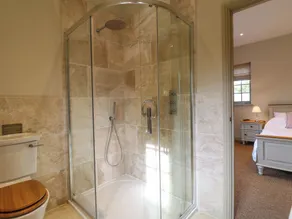 The Cottage, Orgreave Estate - Bathroom